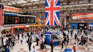 A Walk Through The London Victoria Station London England [upl. by Ayres964]